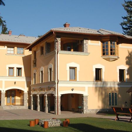 Laetitia Panzió Kaposvár Exterior foto