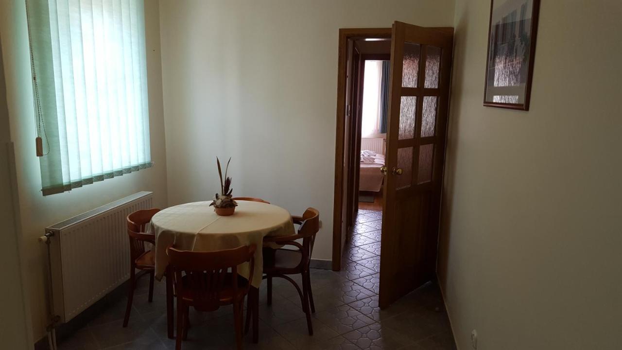 Laetitia Panzió Kaposvár Exterior foto